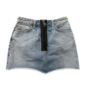 NWOT Carmar LA denim mini skirt 26